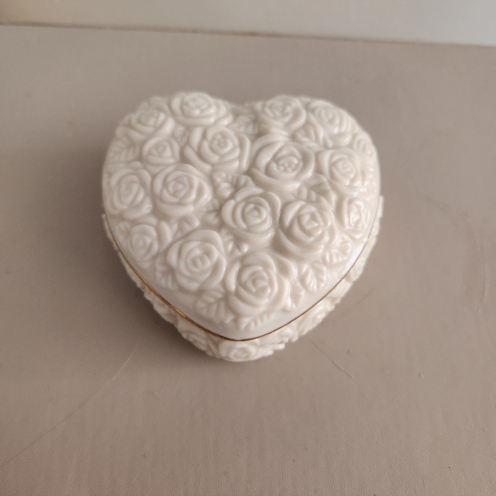 Lenox White Rose Heart Trinket Box | Fine China Jewelry Box